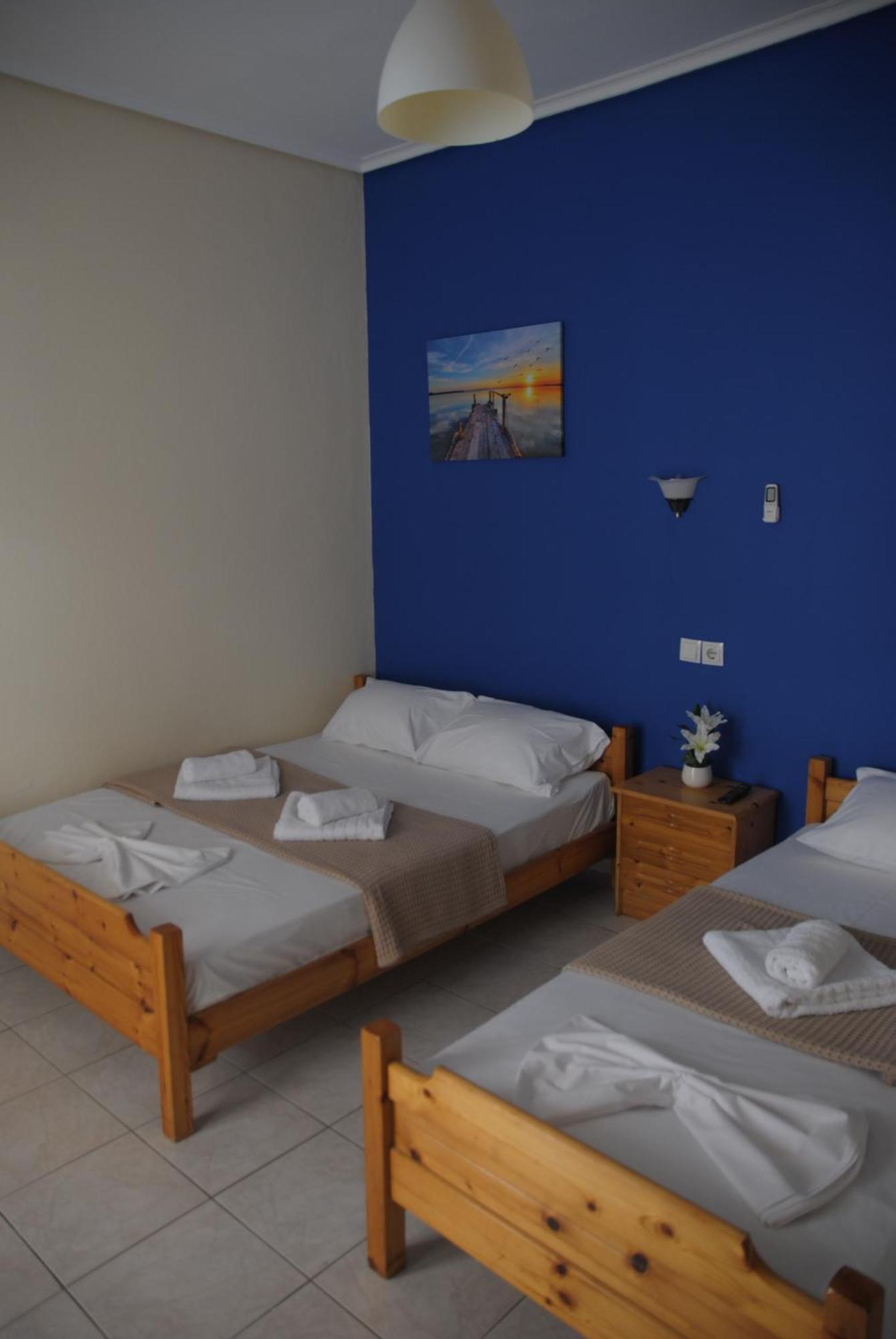 Light Blue Paralia Apartments Buitenkant foto