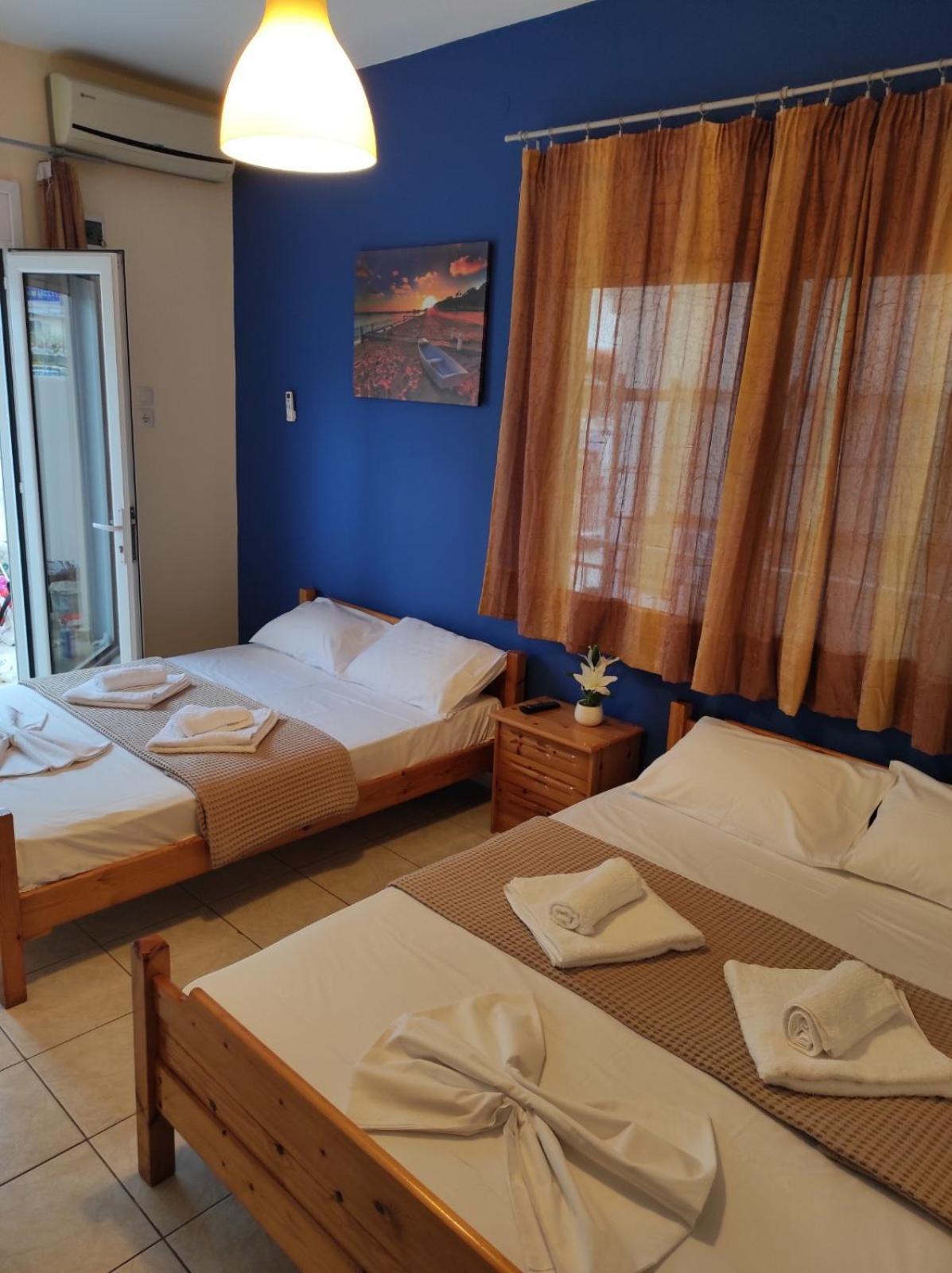 Light Blue Paralia Apartments Buitenkant foto